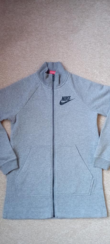Delší mikina zn."nike" vel."xs" oblékne i větší ve, nike,xs