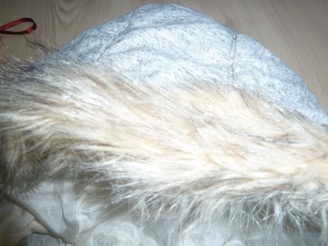 Prošívaná vesta s kapucí, pepco,122