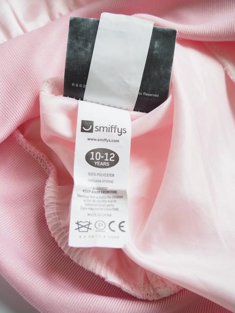 Kostým grase pomáda vel 146,