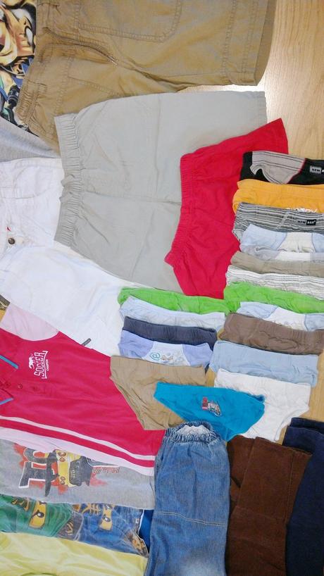 Balík mix věcí na kluka od vel.110-128, 104–116