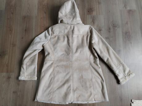 Dámský kabátek s kožíškem vel 46, c&a,xxl