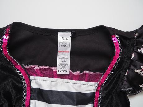 Kostým čarodějnice vel 104,