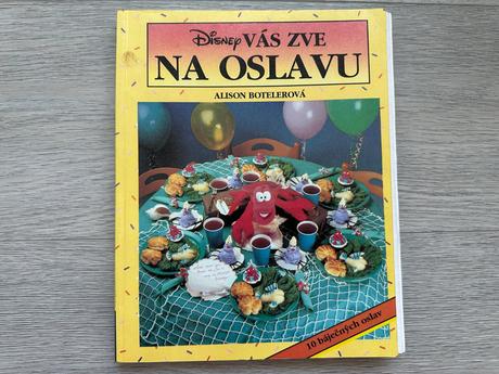 Kniha disney vás zve na oslavu,