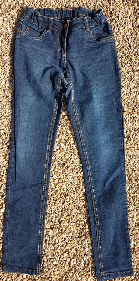 N41	dívčí rifle vel. 152, pepperts,152