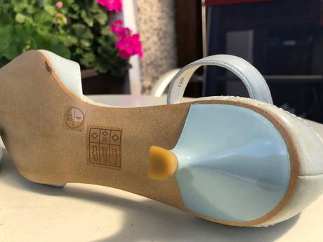 Svetle modre lakovane spicate boty 37 jessica, 37