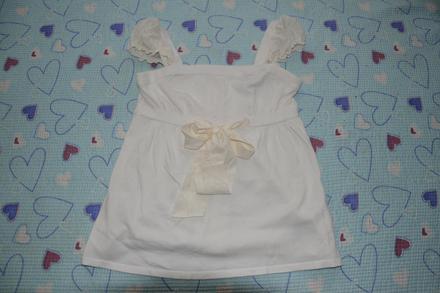 Bílý úpletový slavnostní top se saténovou stuhou, 146