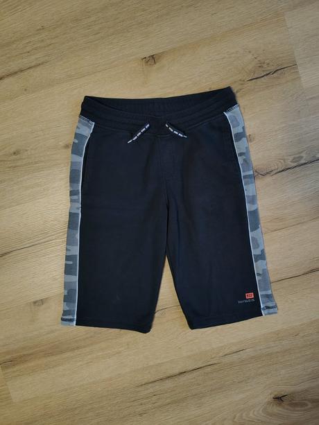 Chlapecké bavlněné kraťasy c&a 146/152 černé, c&a,146