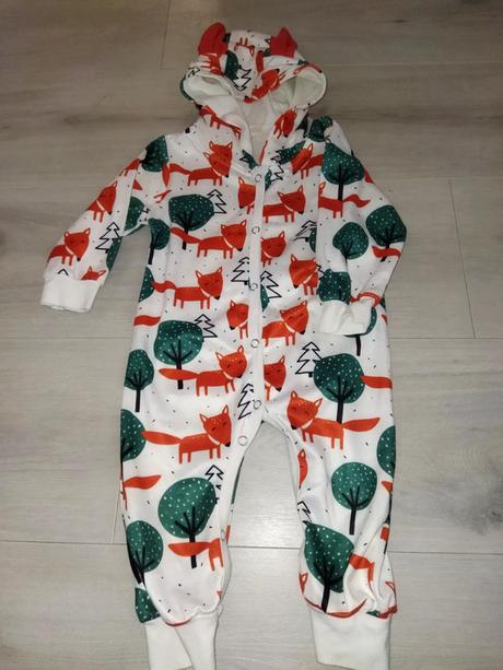 Overal s lišky s kapucí 86, 86