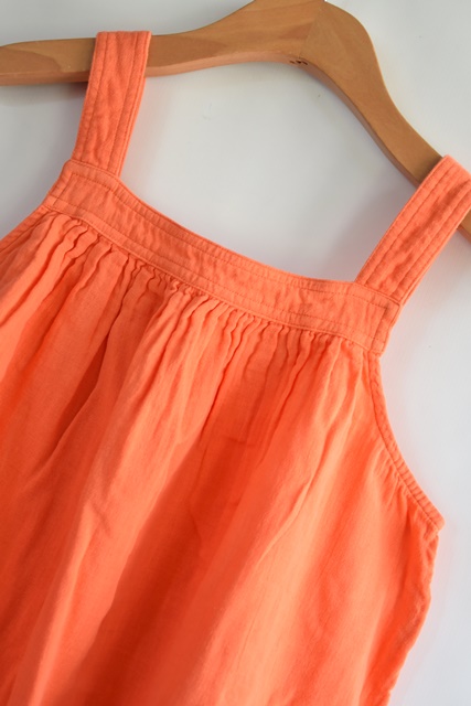 Tílko vel. 14 - 15 let, marks & spencer,170