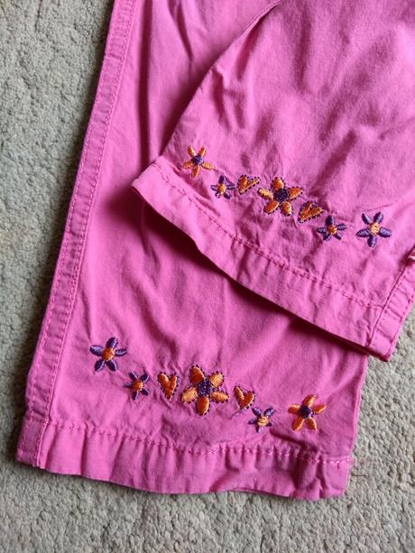 Růžové kalhoty, fixoni,86