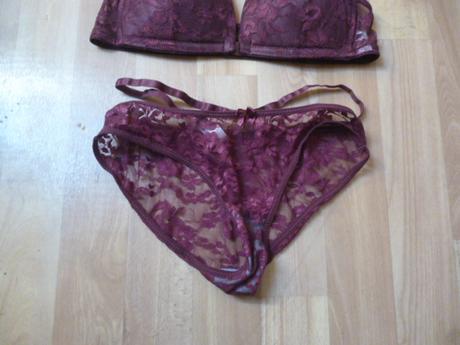 Souprava kalhoty a podprsenka vel.m, m