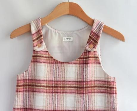 Šatovka vel. 6 - 7 let, f&f,122