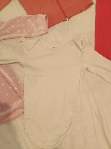 Setik obleceni c&a s mikinou adidas, 86–98