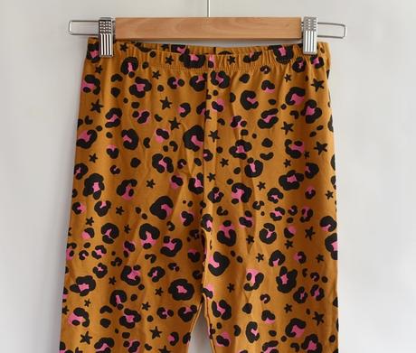 Legíny vel. 11 let, tu,146