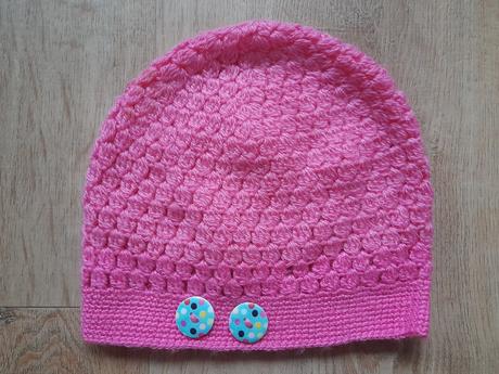 Háčkované čepičky, vel cca 52 - 54cm, 52