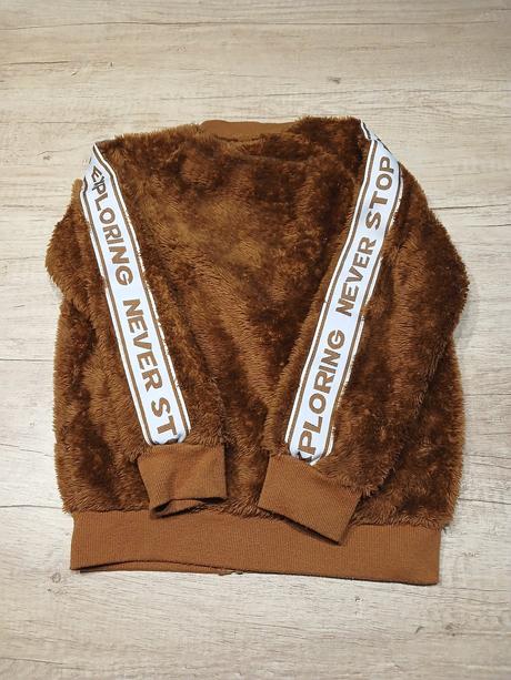 Chlupatá mikina little kids vel. 110/116, 110