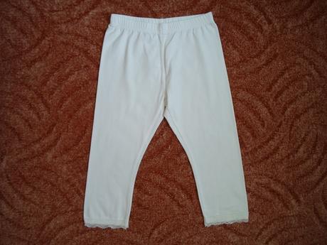 Bílé 3/4 legíny s krajkou, 140