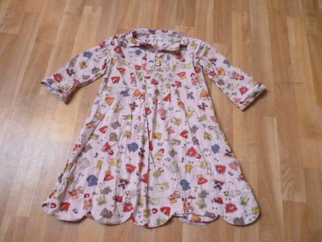Veselé šaty vel. 4-5 powel, 110