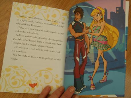 Kniha winx stella na módní přehlídce, 