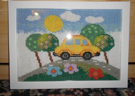 Vyšívané autíčko do dětského pokojíčku, 