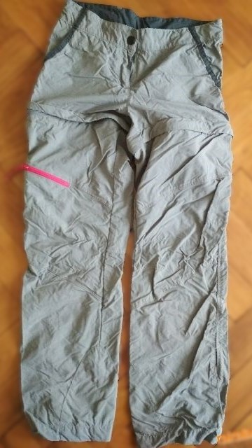 Turistické kalhoty/kraťasy s odepínacími nohavicem, decathlon,140