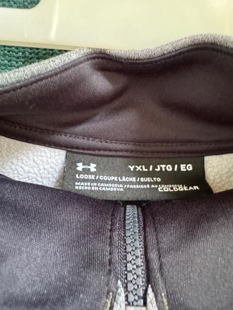 Mikča, under armour,164