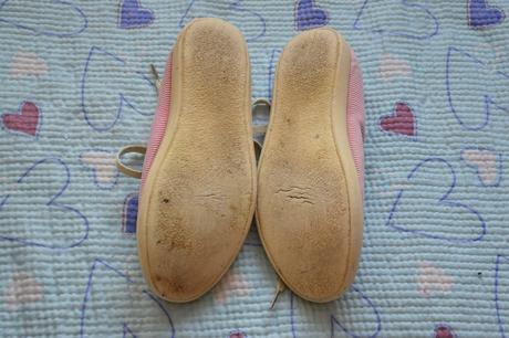 37 38 červenobílé proužkované tenisky, 37