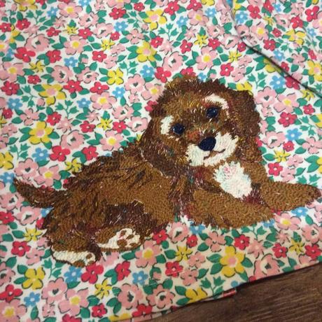 Tunika s vyšívaným pejskem, 74