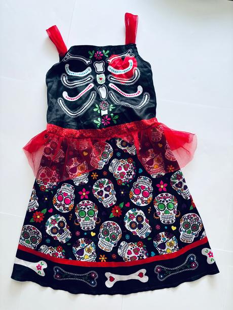 An10/ kostým halloween - v.7/8 let,