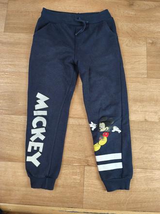 Tepláky 128, sinsay,128