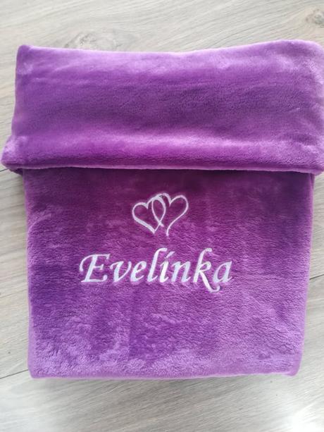 Deka s výšivkou na přání- více barev a obrázků, 