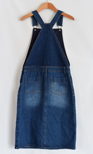 Sukně s laclem vel. 152, 152