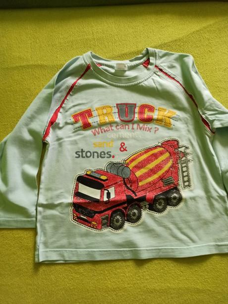 Trička s dlouhým rukávem, 104