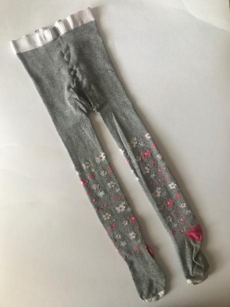 Punčocháčky s kytičkami, 116