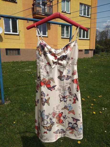 Luxusní saténové šaty s motýly (autorský kus ), xs