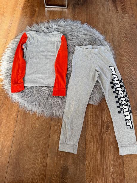 Pyžamo mario, h&m,134