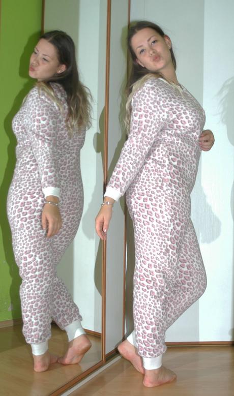 Chlupatý teplý overal s leopardím motivem, 38