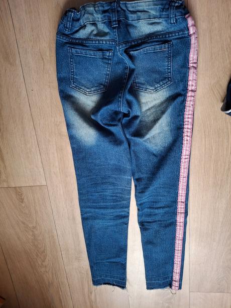Džíny, 140