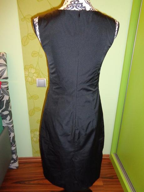 Luxusní černé lesklé společenské šaty marc aurel, 34