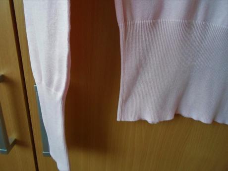 Růžový svetr svetřík do véčka, terranova,s