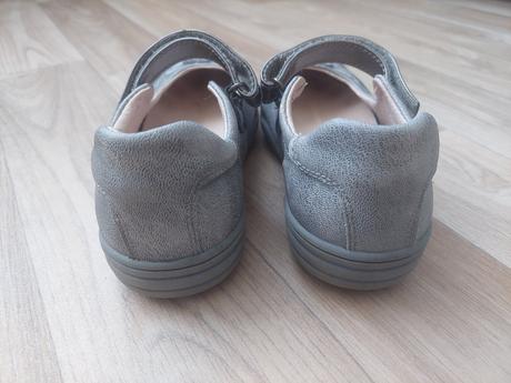 Krásné balerinky bugga, 32