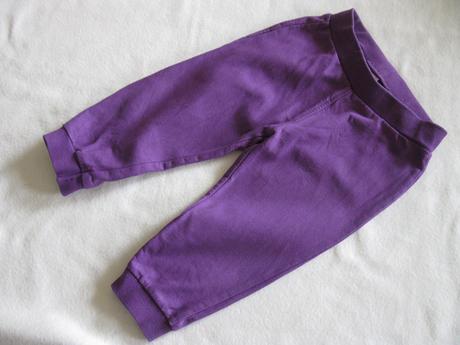 Fialové tepláky, c&a,86