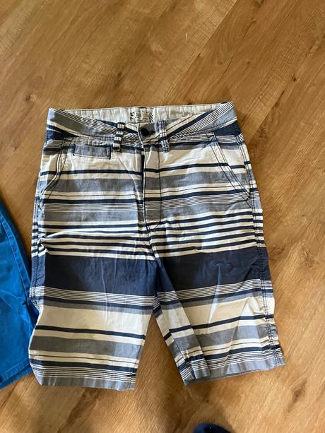 2x pánské kratasy, vel 30, billabong,s