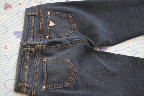 158 elastické džíny, 158