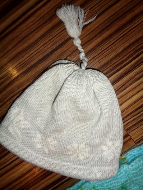 Krásná čepice bogner a tyrkysová spojená šála, 122