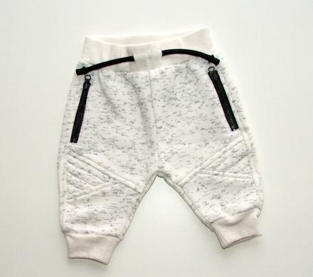 K94 tepláky vně počesané vel. 62, primark,62