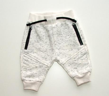 K94 tepláky vně počesané vel. 62, primark,62