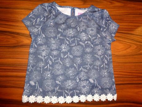 Luxusní květovaný top s krajkou, f&f,116
