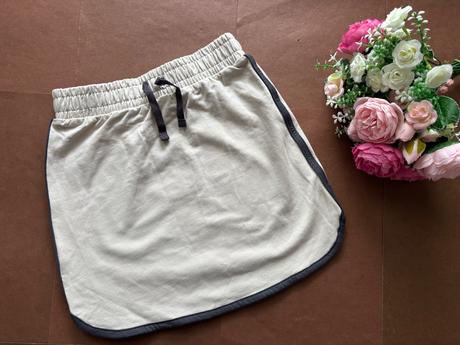 Sukně béžová - v. 8/9 let, george,134