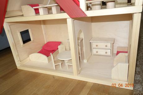 Domeček pro panenky, 